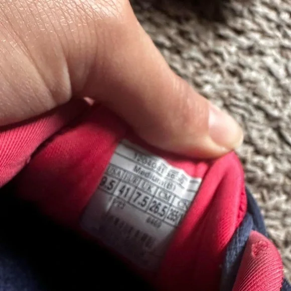 Brooks Glycerin 21 Pink Running Shoes - Picture 4 of 4